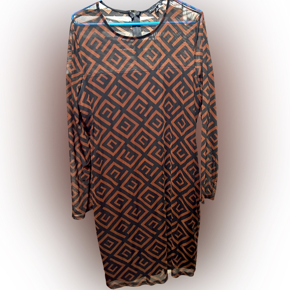 Long sleeve black and brown dress